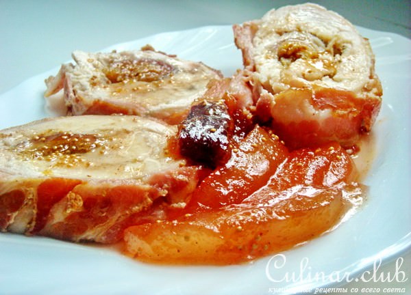 Рулеты из куриной грудки с инжиром