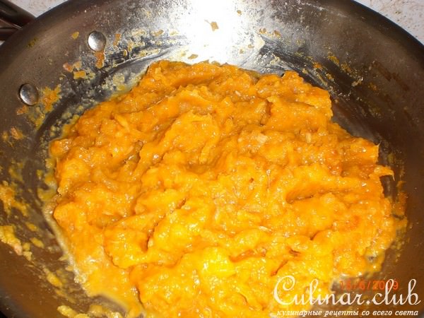 Куриная грудка с соусом из манго и яблок