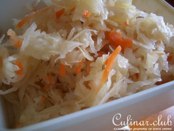 Куриные котлеты с квашенной капустой