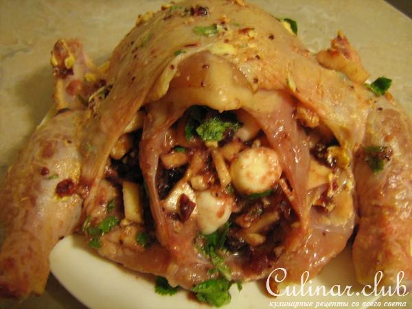 Цыпленок, начиненный моцареллой, под КЛЮКВЕННЫМ СОУСОМ Darbo