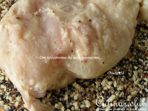 Куриные грудки в ореховой панировке с кунжутом