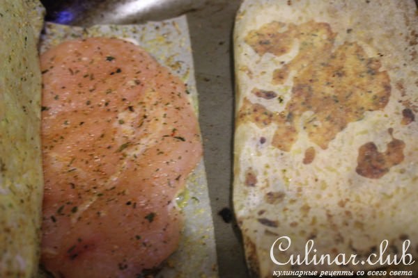 Нежная курочка с чесноком и травами с рисом или ужин для маленькой привереды.