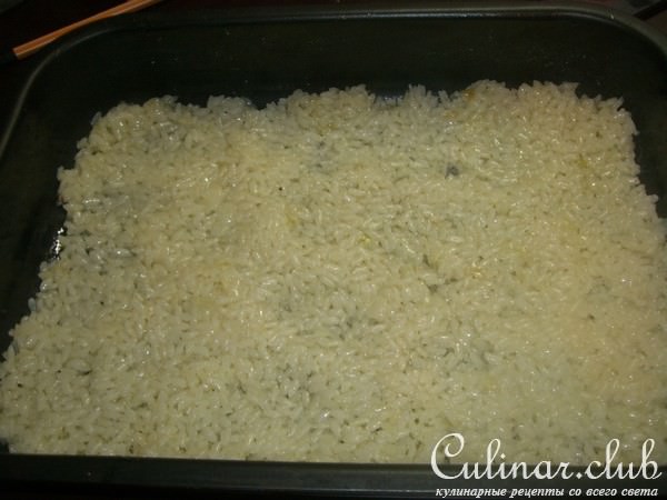 Запеканочка рисовая с курятинкой и сыром:)