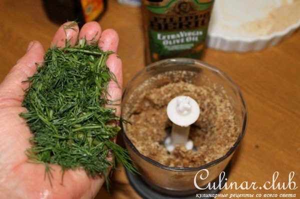 Домашняя курица в ореховом соусе с орекьетте