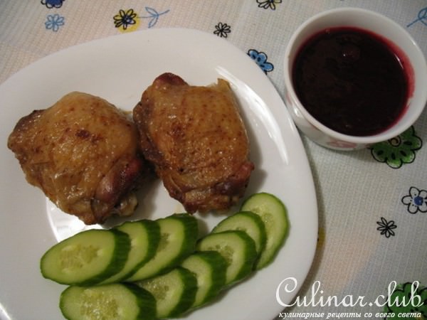 Курица с клюквенным соусом