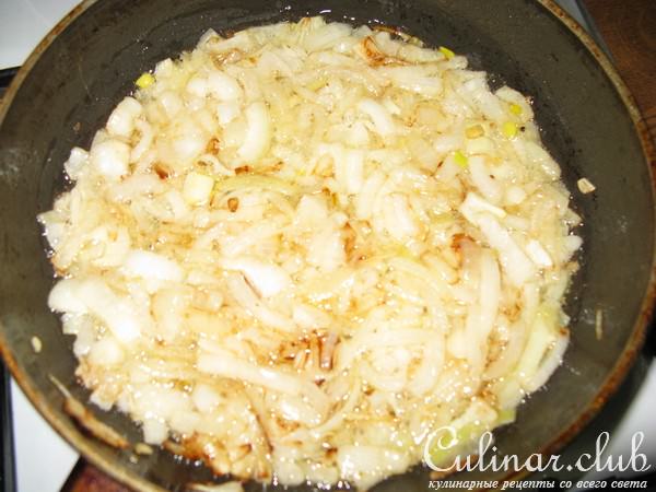 Курица в соусе , нежно и быстро