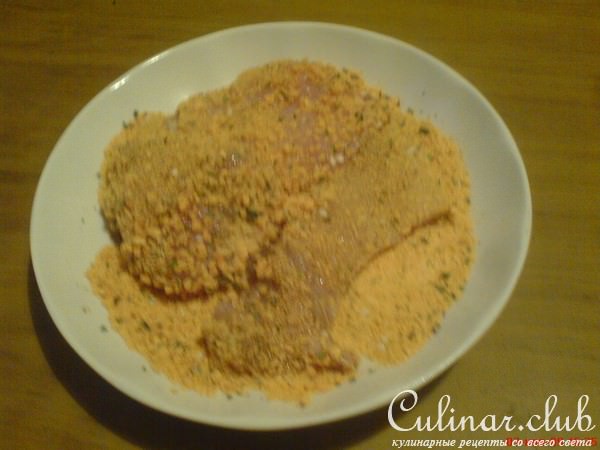 Куриное филе в кунжутной панировке