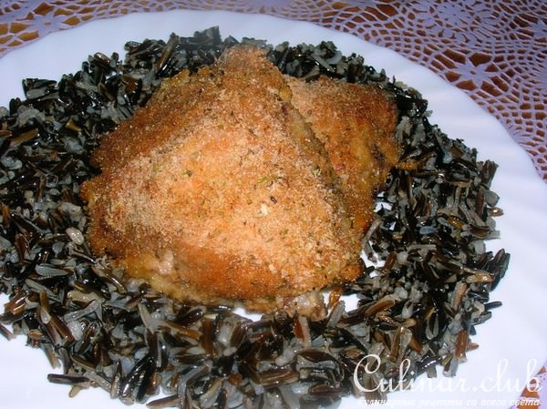 Одомашненная курица с диким рисом ( или курица в чесночных сухарях)