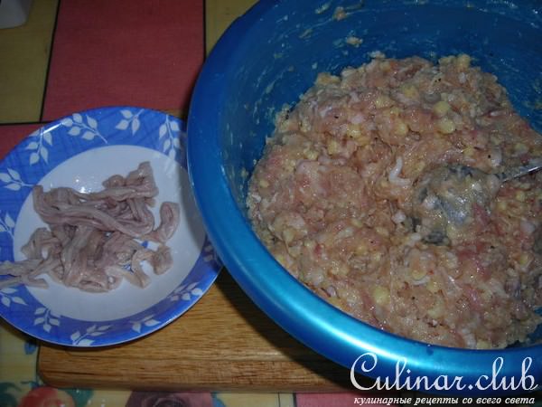 Куриные колбаски с сыром