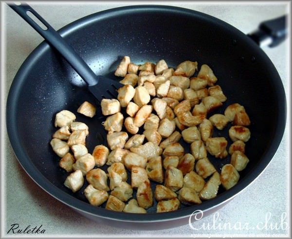 Карри с шампиньонами и индейкой.