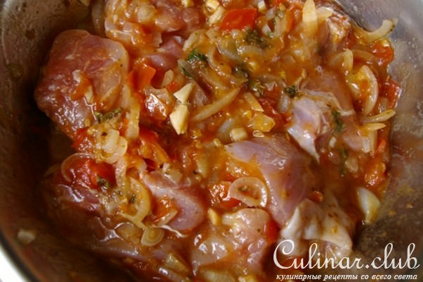 Курочка с мятой и помидорами