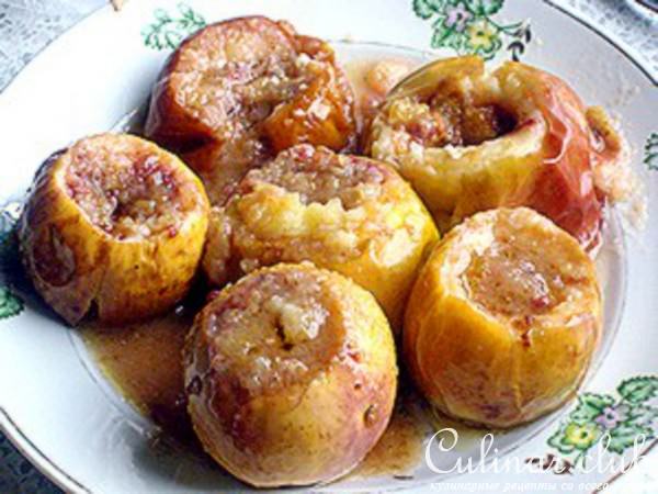 Курица с яблоками и цукини