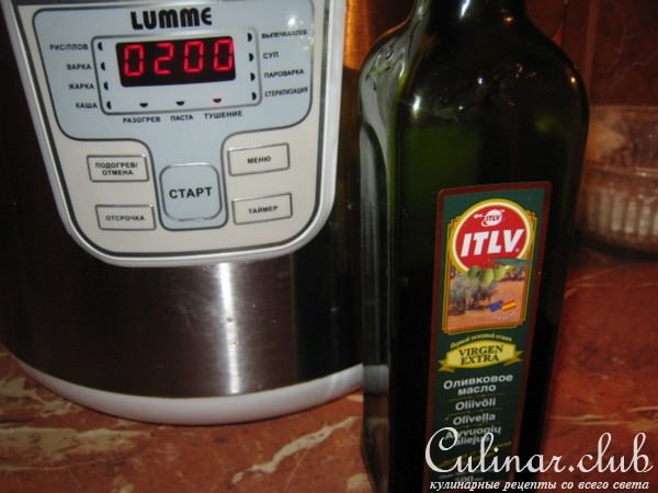Куриные бедрышки под сырным соусом