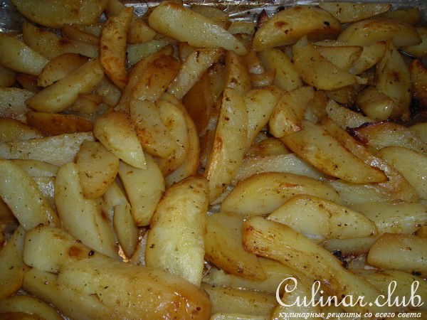 Куриные крылышки и картошка в рукаве