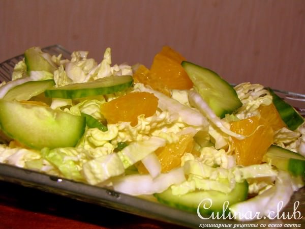 Куриные шашлычки с острым соусом и лёгким салатиком