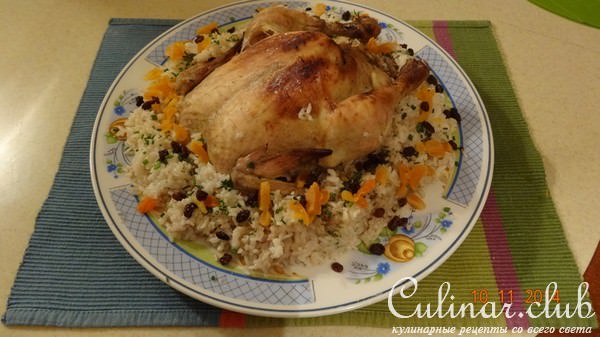 Курица, фаршированная яблоками