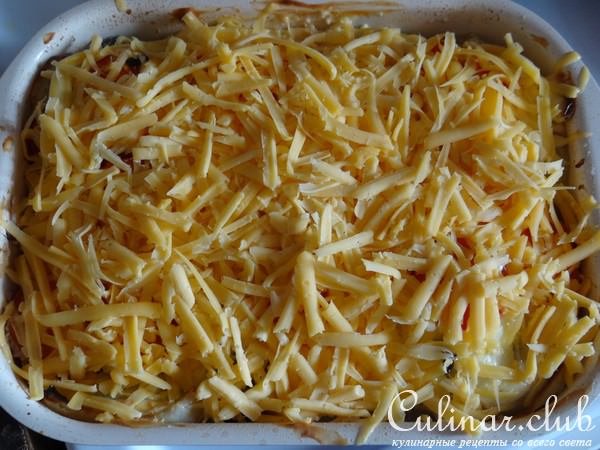 Скумбрия, запеченная с кабачками