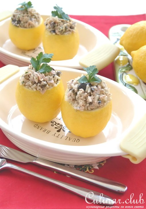 Лимоны с салатом из тунца. Limoni ripieni al tonno