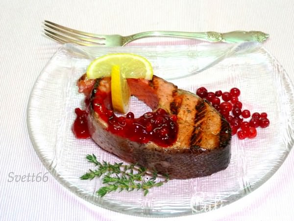 Форель на гриле " Карельские мотивы" с брусничным джемом
