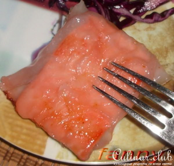 Кусочки рыбы в рисовой бумаге