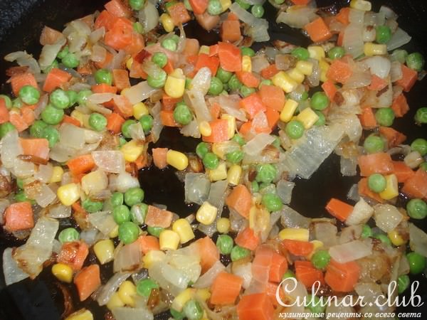 Котлеты из форели с овощами