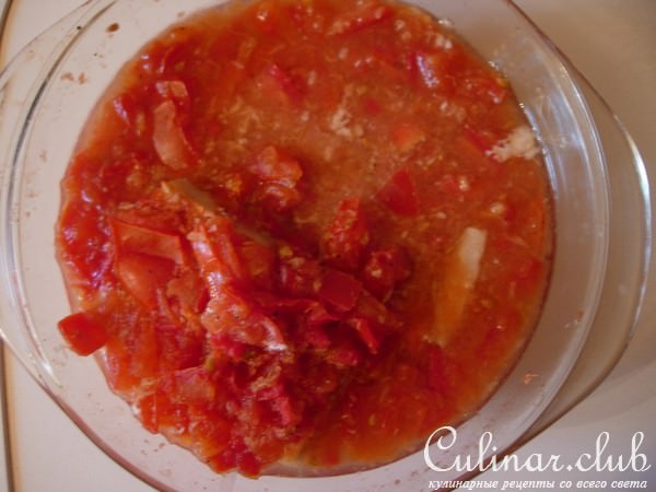 Хек с томатно-имбирным соусом