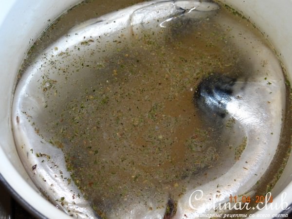 СКУМБРИЯ НАРАСПАШКУ - фаршированная рисом со сливками