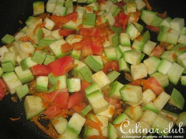 Рыба запеченная с кабачками.