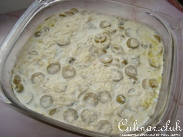 Камбала с оливками запеченая