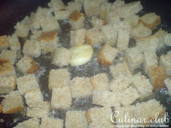 Форель речная,фаршированная крабиками,крутонами и помидорками-черри