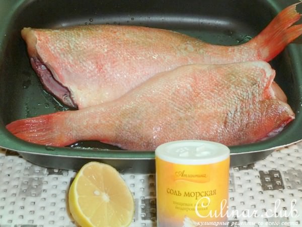 Морской окунь с овощами в Критском стиле