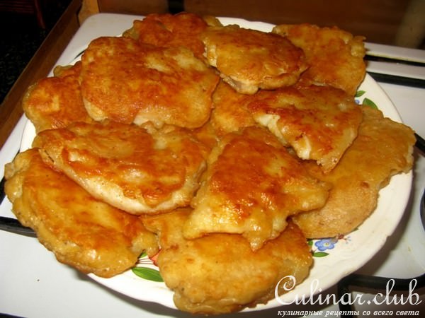 Морской язык в кляре с соевым соусом и сыром