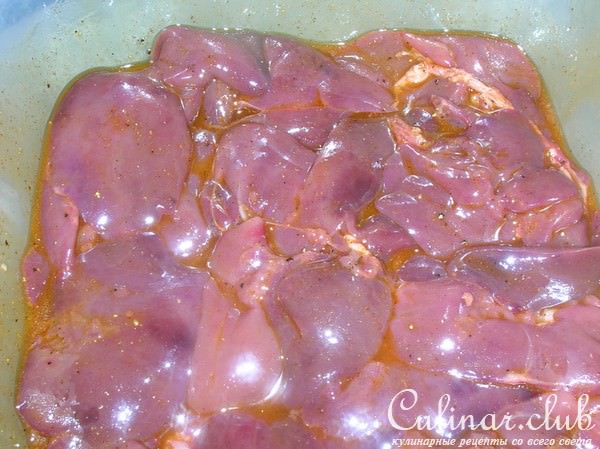 Куриная печень в ароматных специях