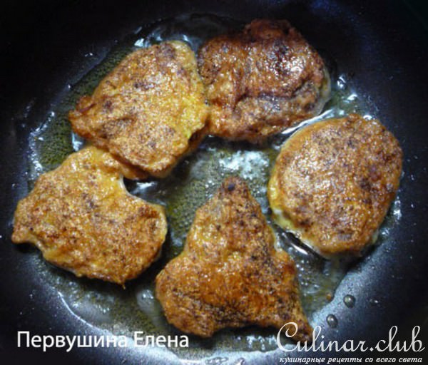 Язык, маринованный в соевом соусе в кляре из паприки