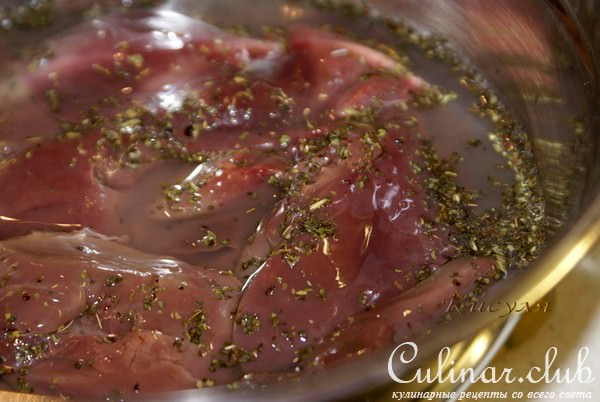 Печень индейки с бананом и ромом