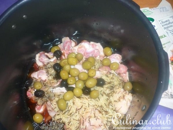 Куриные желудки с рисом и оливками