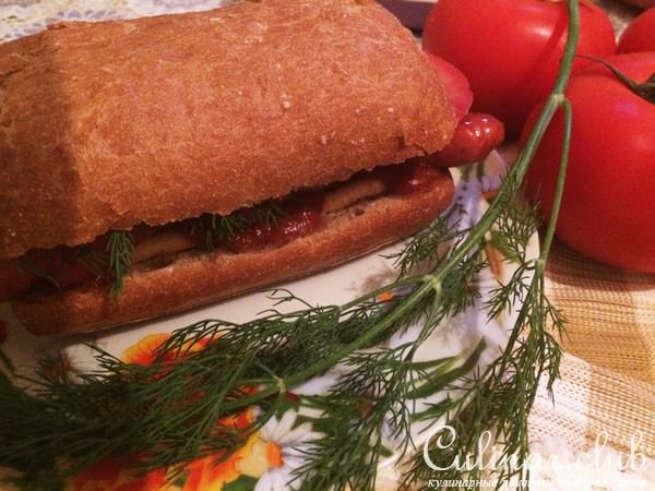 Бутерброды с чиабаттой и сосисками для пикника!