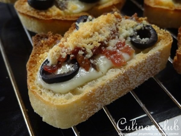 " Анчоусы с Хлебом и Сыром "