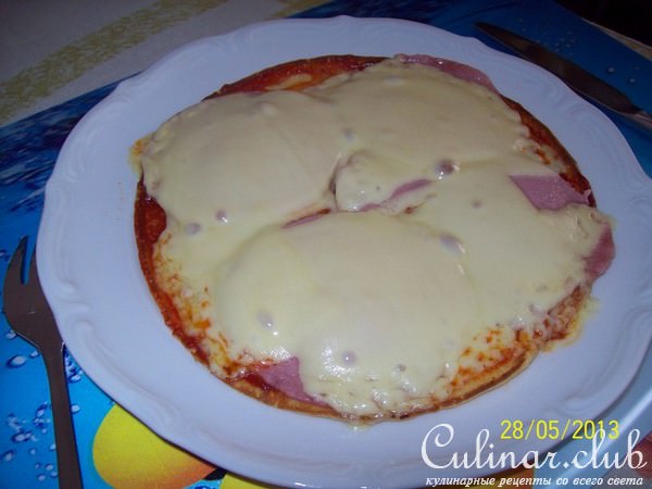 Пицца?!! Да вроде бы и не она.Быстро,вкусно,сытно.