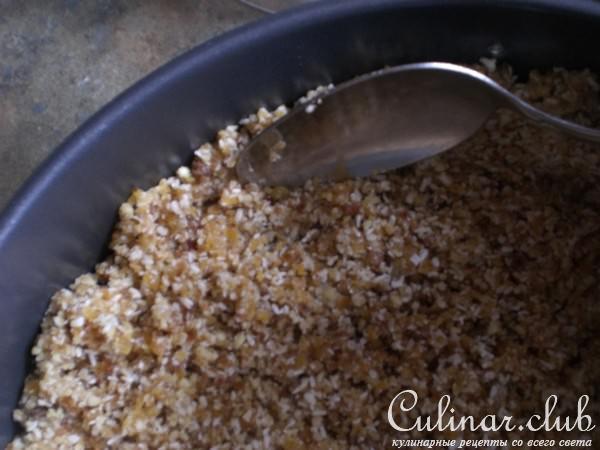 Очень полезный и вкусный авокадо-лаймовый пай без выпечки