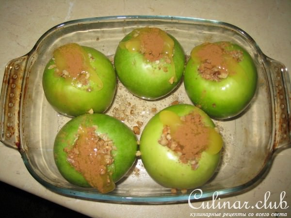 Печеные яблоки с начинкой