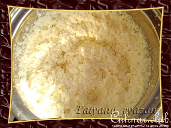 Манный пудинг с черникой