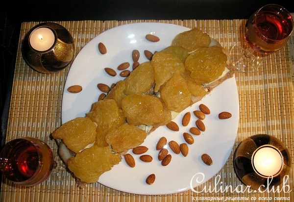 ГОЛУБОЙ СЫР С ГРУШАМИ