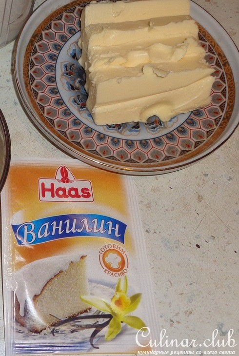 тыквенный чизкейк без выпечки с шафрановым кремом