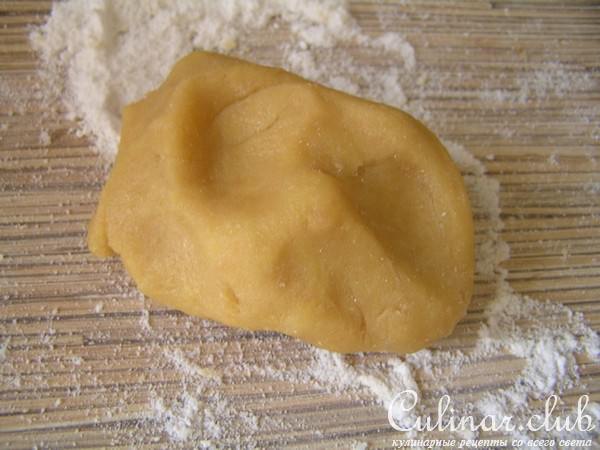 Конфеты из марципана с орехом макадамия