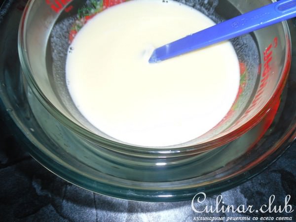 Грейпфрутовое мороженое с манговым соусом и безе "Baiser de pamplemousse"