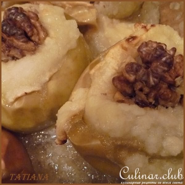 Яблоки печёные с мёдом и грецкими орехами