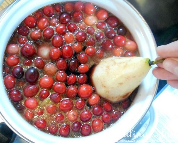 Пьяная груша с клюквой