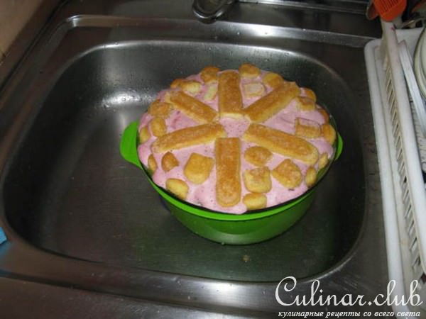 Клубничная шарлотка