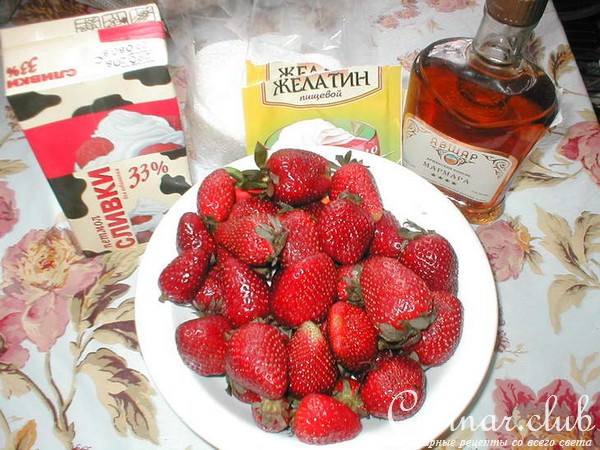 ТОРТ "КЛУБНИКА В СЛИВКАХ"